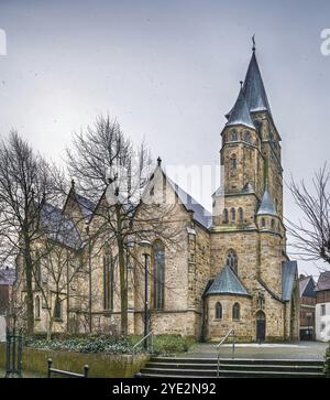 La chiesa parrocchiale cattolica di San Lorenzo fu costruita all'inizio del XV secolo a Warendorf, Germania, Europa Foto Stock