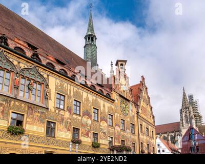 MIT Fresken bemalte Fassade des Ulmer Rathauses, Renaissancestil, Ulma, Baden-Württemberg, Deutschland MIT Fresken bemalte Fassade des Ulmer Rathauses, Foto Stock