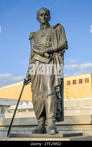 Simon Bolivar Monument, Ibero-American Institute of the Prussian Cultural Heritage Foundation, Potsdamer Straße, Tiergarten, Mitte, Berlino, Germania Foto Stock