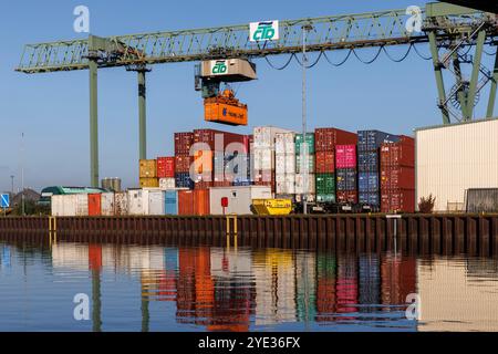 Terminal container Dortmund CTD, porto sul canale Dortmund-EMS, Dortmund, Renania settentrionale-Vestfalia, Germania. Containertreminal Dortmund CTD, Hafen A. Foto Stock