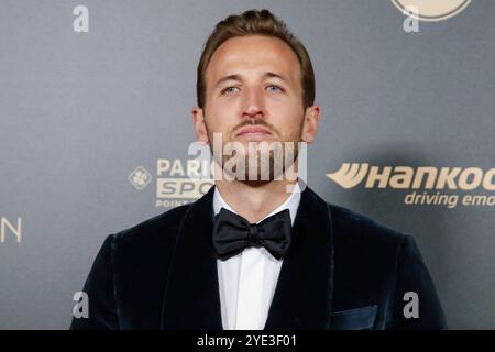 Parigi, Frankreich. 28 ottobre 2024. Parigi, 28 ottobre 2024 68. Ballon d`or im Theatre Du Chatelet a Parigi Parigi, FRANKREICH v., li., Harry Kane (Inghilterra/Bayern München) credito: dpa/Alamy Live News Foto Stock