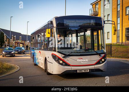 Arriva Kent Thameside - autobus Fastrack Foto Stock