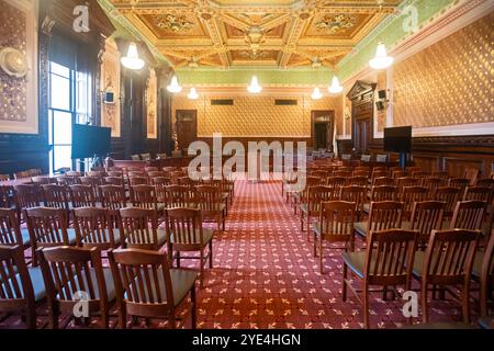 Springfield, Illinois - la vecchia camera della Corte Suprema nell'edificio del campidoglio dello stato dell'Illinois. La sala è ora una sala audizione per il legislatore. Foto Stock