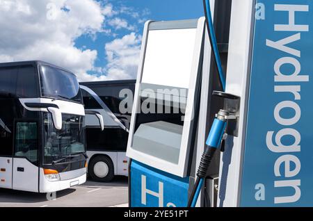 Stazione degli autobus. Parcheggio degli autobus turistici. Foto Stock