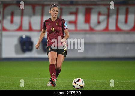 Bruxelles, Belgio. 29 ottobre 2024. Il belga Amber Tysiak è stato raffigurato in azione durante una partita di calcio tra la nazionale belga, i Red Flames e la Grecia, martedì 29 ottobre 2024 a Bruxelles, seconda tappa del primo turno di qualifiche della fase a gironi per il Campionato europeo 2025. BELGA PHOTO DAVID CATRY credito: Belga News Agency/Alamy Live News Foto Stock