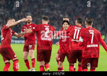 Tor zum 1:1 durch Boris Tomiak (1. FC Kaiserslautern, #02), Elfmeter, Strafstoss, jubel, GER, VfB Stuttgart vs. 1. FC Kaiserslautern, Fussball, Herren, DFB-Pokal, 2. Runde, Spielzeit 2024/2025, 29.10.2024, LE NORMATIVE DFL/DFB VIETANO QUALSIASI USO DI FOTOGRAFIE COME SEQUENZE DI IMMAGINI E/O QUASI-VIDEO, foto: Eibner-Pressefoto/Wolfgang Frank Foto Stock