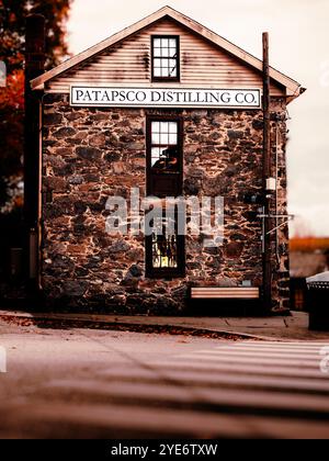 Patapsco Distilling Company, edificio a Sykesville, Maryland, in autunno Foto Stock