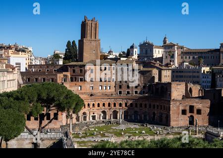 Mercati di Traiano a Roma. Vista dal Monumento a Vittorio Emanuele II Foto Stock