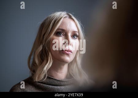 2024-10-03 "Isabel Eriksson" (alias per proteggere la sua vera identità) fu drogata con rohypnol, rapita e rinchiusa in un bunker per sei giorni dal dottor Martin Trenneborg (soprannominato Josef Fritzl della Svezia) nel settembre 2015. Foto: Anna-Karin Nilsson / Expressen / TT code 7141 Foto Stock