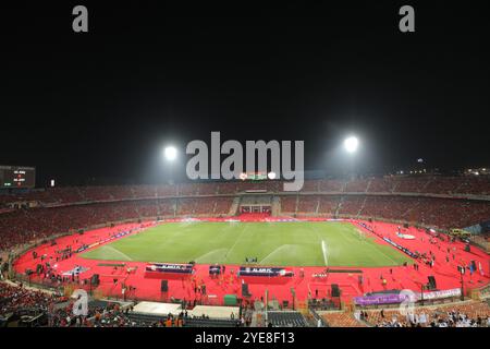 CAIRO, EGITTO - OTTOBRE 29: Una vista generale dello stadio prima della partita tra al Ahly e al Ain durante la Coppa Intercontinentale FIFA 2024 a CA Foto Stock