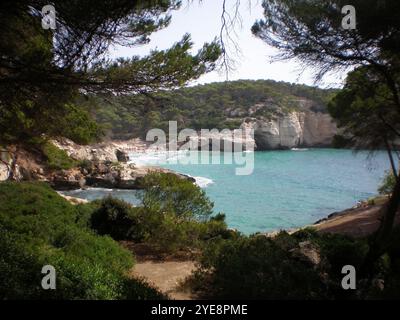 Baia vicino a Cala Caldana a Minorca Foto Stock