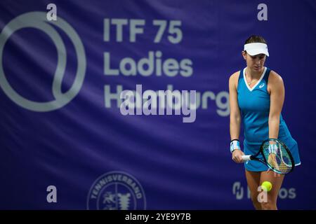 Amburgo, Germania. 30 ottobre 2024. Tennis, torneo ITF 75, primo turno, Bencic (Svizzera) - Avdeyeva (Russia), Belinda Bencic in Svizzera. Crediti: Gregor Fischer/dpa/Alamy Live News Foto Stock