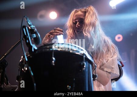 Walk Off the Earth esibendosi alla sala Razzmatazz, Barcellona, 22 ottobre 2024. Fotografo: ALE Espaliat Foto Stock