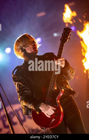 Londra, Regno Unito. 30 ottobre 2024. Superriduttore aperto in modo spettacolare per le spose Black Veil alla Wembley Arena. Cristina Massei/Alamy Live News Foto Stock