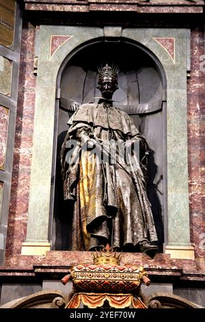 Statua di Cosimo Medici nella Cappella Medici a Firenze Foto Stock