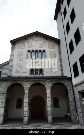 Chiesa di Sant Pere Màrtir a Escaldes-Engordany, Andorra. Foto Stock