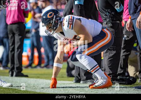 Landover, Maryland, Stati Uniti. 27 ottobre 2024. Il tight end dei Chicago Bears Cole Kmet (85) prima della partita tra Chicago Bears e Washington Commanders giocata a Landover, Maryland. Cory Royster/Cal Sport Media/Alamy Live News Foto Stock