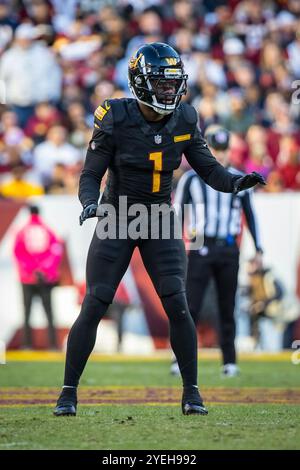 Landover, Maryland, Stati Uniti. 27 ottobre 2024. Il cornerback dei Washington Commanders Noah Igbinoghene (1) durante la partita tra i Chicago Bears e i Washington Commanders giocata a Landover, Maryland. Cory Royster/Cal Sport Media/Alamy Live News Foto Stock