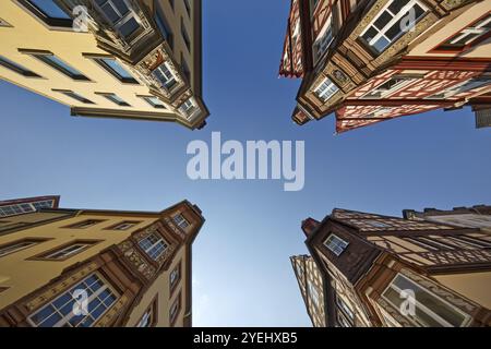 Quattro torri, insieme di quattro edifici storici, vista dal basso verso l'alto, città vecchia, Coblenza, Renania-Palatinato, Germania, Europa Foto Stock