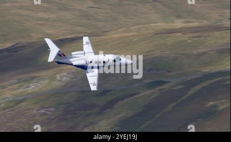 Addestramento al volo di basso livello RAF Phenom a Ullswater nel Lake District Foto Stock