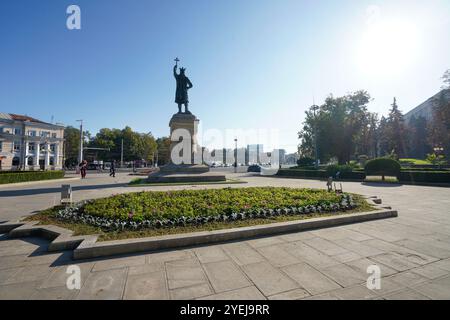 Chisinau, Moldavia. 24 ottobre 2024. Il Monumento a Stefano il grande nel centro della città Foto Stock