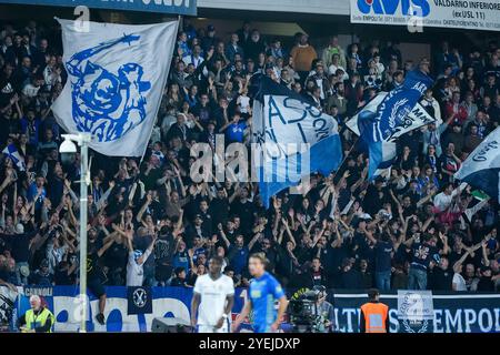 Empoli, Italia. 30 ottobre 2024. Tifosi dell'Empoli FC durante il match di serie A Enilive tra Empoli FC e FC Internazionale allo Stadio Carlo Castellani il 30 ottobre 2024 a Empoli, in Italia. Crediti: Giuseppe Maffia/Alamy Live News Foto Stock