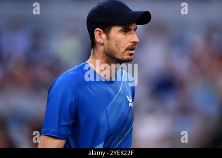 Tennis - Australian Open - Melbourne Park, Melbourne, Australia - 20 gennaio 2022 il britannico Andy Murray reagisce durante la sua seconda partita contro Foto Stock