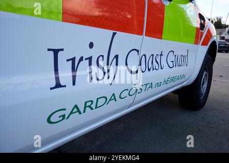 logo della guardia costiera irlandese garda costa na heireann sul veicolo, contea di donegal, repubblica d'irlanda Foto Stock