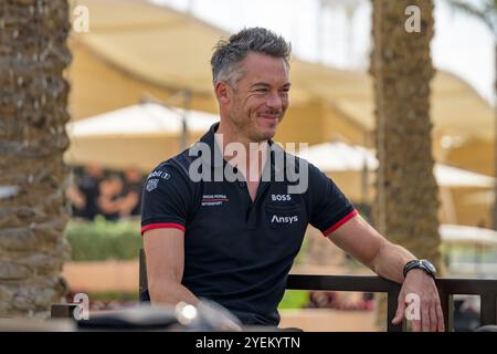 Sakhir, Bahrein. 31 ottobre 2024. Porsche Penske Motorsport No.6 Hypercar - Porsche 963, André Lotterer (DEU) durante P1. Ahmad al Shehab/Alamy Live News. Foto Stock