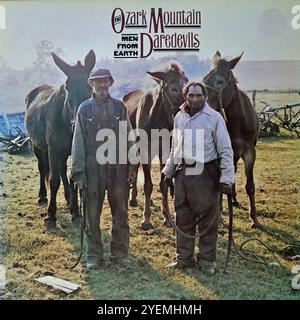 Ozark Mountain Daredevils - Men from Earth - copertina originale in vinile Foto Stock