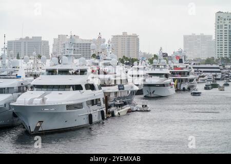 Fort Lauderdale, FL, Stati Uniti d'America - 30 ottobre 2024: Foto del 2024 Fort Lauderdale International Boat Show Foto Stock