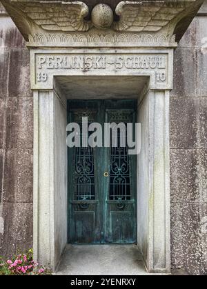 Mausoleo Doors nel cimitero di Bonaventure, Savannah, Georgia, Stati Uniti Foto Stock