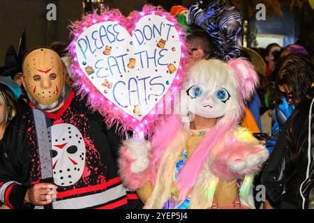 New York, Stati Uniti. 31 ottobre 2024. 51esima sfilata annuale di Halloween nel Greenwich Village di Manhattan. Crediti: Enrique Shore/Alamy Live News Foto Stock