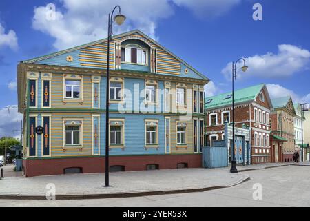 Strada nel vecchio quartiere tartaro di Kazan', Russia, Europa Foto Stock