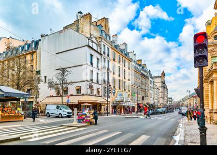 Parigi, Prance - 19 marzo 2024: Magnifica e splendida Parigi all'inizio della primavera. Foto Stock