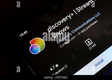 1° novembre 2024, Brasile. In questa immagine, il logo dell'app Discovery Plus viene visualizzato sullo schermo di uno smartphone Foto Stock