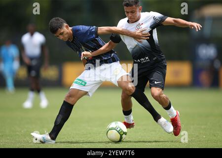 Recife, Brasile. 1 novembre 2024. PE - RECIFE - 01/11/2024 - COPPA ATLANTICO 2024, CORINTHIANS x PORTO-PE - lancio durante una partita tra Corinthians e Porto-PE valida per la Copa Atlantico 2024, tenutasi al CT do retro di Aldeia-PE. Foto: Marlon Costa/AGIF (foto di Marlon Costa/AGIF/Sipa USA) credito: SIPA USA/Alamy Live News Foto Stock