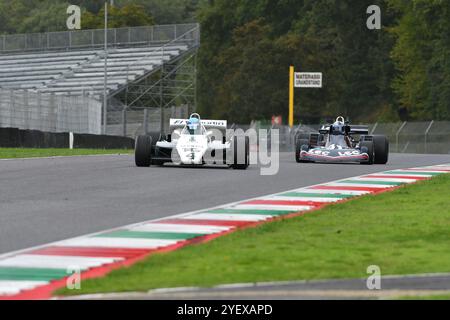 Scarperia, Italia - 12 ottobre 2024: Williams FW08 dell'anno 1982 ex Keke Rosberg guida di Unknown in azione durante la sessione di prove sul circuito del Mugello Foto Stock