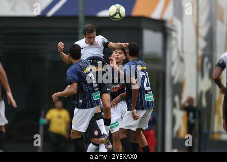 Recife, Brasile. 1 novembre 2024. PE - RECIFE - 01/11/2024 - CUP ATLANTICO 2024, CORINTHIANS x PORTO-PE - Lorenzo giocatore del Corinthians durante la partita tra Corinthians e Porto-PE valida per la Copa Atlantico 2024, tenutasi al CT do retro di Aldeia-PE. Foto: Marlon Costa/AGIF credito: AGIF/Alamy Live News Foto Stock