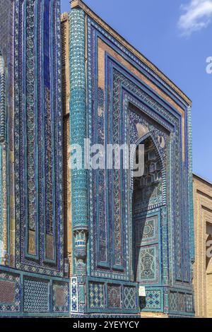 Complesso di mausolei Shahi Zinda a Samarcanda, Uzbekistan. Mausoleo di Shadi-Mulk-aka Foto Stock