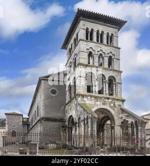 La chiesa di San Pietro a Vienne è una delle più antiche chiese sopravvissute in Francia Foto Stock