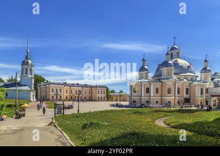 Piazza del Cremlino con la Cattedrale della Resurrezione a Vologda, Russia, Europa Foto Stock