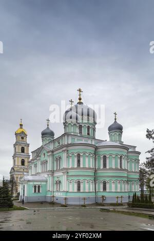 Cattedrale della Trinità nel monastero di San Seraphim-Diveyevo, Russia, Europa Foto Stock