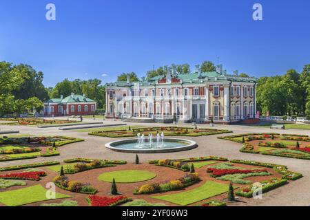 Il Palazzo Kadriorg è un palazzo barocco petrino costruito per Caterina i di Russia da Pietro il grande a Tallinn, Estonia, Europa Foto Stock