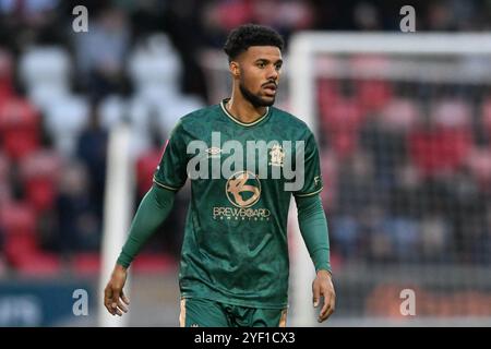 Elias Kachunga (10 Cambridge United) durante la partita del primo turno di fa Cup tra Woking e Cambridge United al Kingfield Stadium di Woking sabato 2 novembre 2024. (Foto: Kevin Hodgson | mi News) crediti: MI News & Sport /Alamy Live News Foto Stock