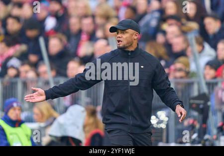 Allenatore Vincent Kompany (FCB), team manager, headcoach, allenatore, nella partita FC BAYERN MUENCHEN - 1.FC UNION BERLIN il 2 novembre 2024 a Monaco, Germania. Stagione 2024/2025, 1.Bundesliga, FCB, München, giorno 9, 9.Spieltag fotografo: Peter Schatz - LE NORMATIVE DFL VIETANO QUALSIASI USO DI FOTOGRAFIE come SEQUENZE DI IMMAGINI e/o QUASI-VIDEO - Foto Stock