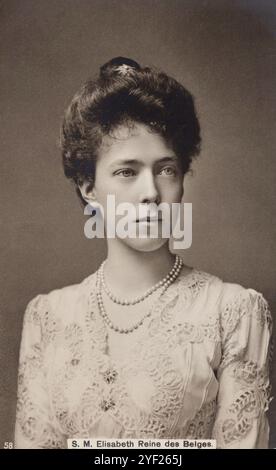 Ritratto della duchessa Elisabeth Gabrielle Valérie Marie in Baviera, e successivamente Elisabeth Reine des Belges, regina dei belgi, circa cartolina dei primi anni '1900. Foto Stock