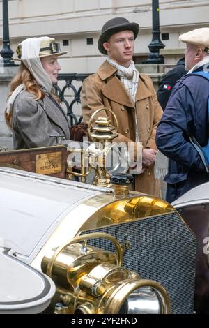 2024 St James, spettacolo automobilistico a Pall Mall Londra, Regno Unito Foto Stock