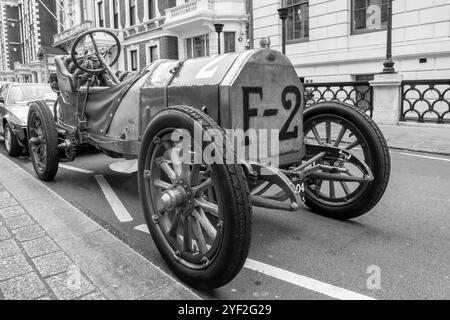 1904 Fiat 130HP in mostra allo spettacolo automobilistico 2024 St James a Pall Mall Londra Regno Unito Foto Stock