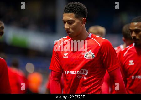 Londra, Regno Unito. 2 novembre 2024. Jobe Bellingham del Sunderland si sta riscaldando prima della partita del Campionato Sky Bet tra Queens Park Rangers e Sunderland al Loftus Road Stadium di Londra, sabato 2 novembre 2024. (Foto: David Watts | mi News) crediti: MI News & Sport /Alamy Live News Foto Stock